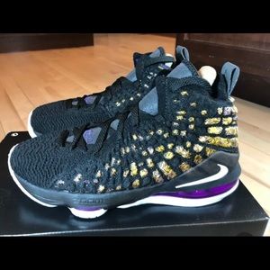 Nike LeBron XVII 17 Lakers Black White Eggplant